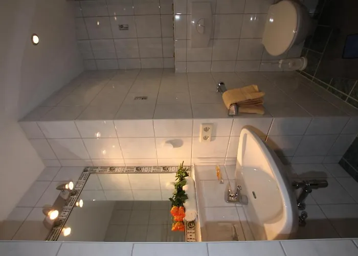 Sonderegger * ايشجل